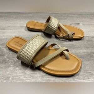 MILA PAOLI RAFFIA Taupe Flat Thong Sandals Made in Italy Women’s Size 10